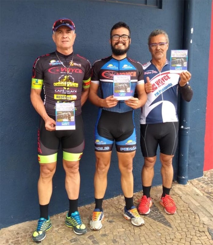 Ciclistas participam de competição em Tupã