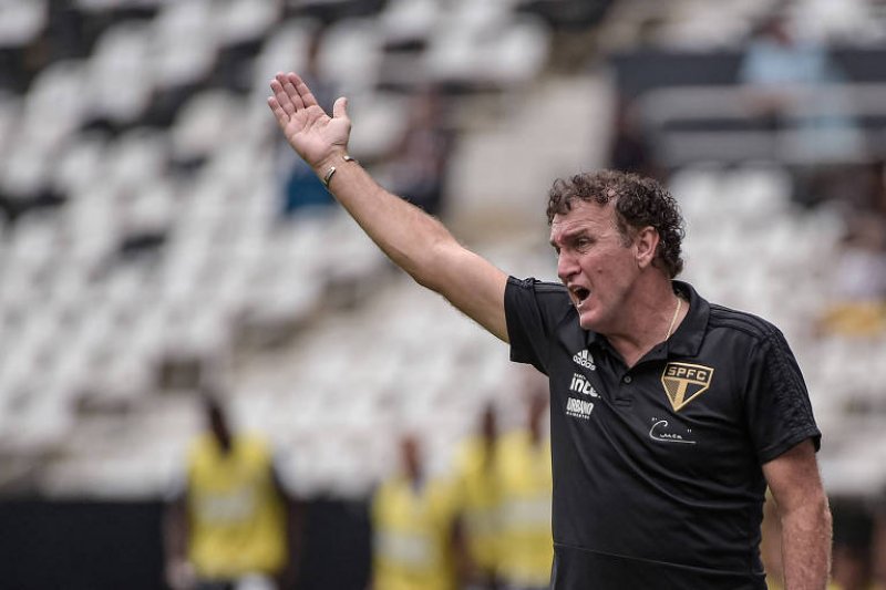Cuca não é mais treinador do São Paulo