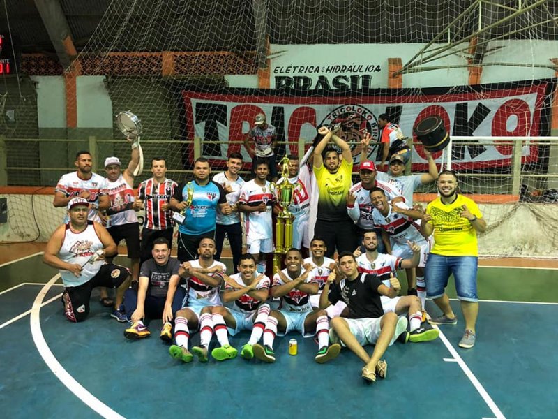 Penapolenses conquistam titulo de futsal em Birigui