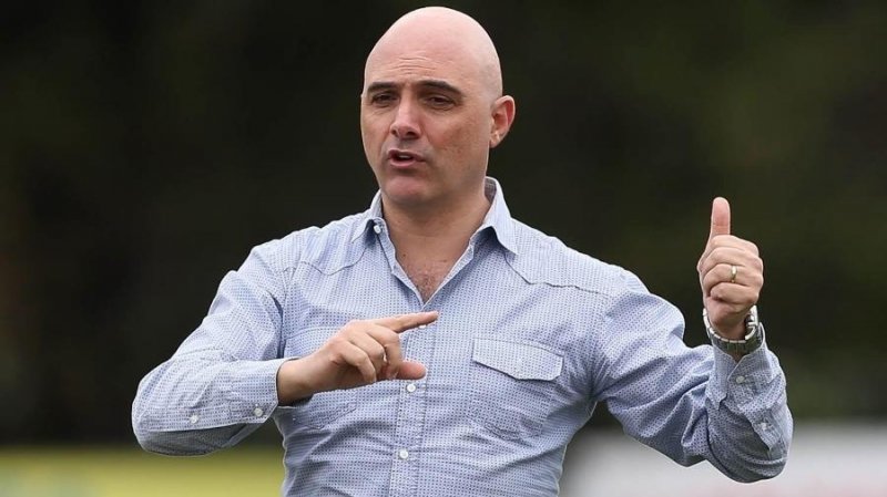 Palmeiras quer menos poder a diretor e seguir reformulação traçada por Mano Menezes