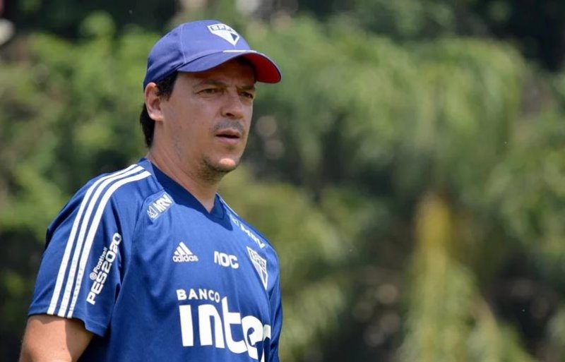 São Paulo avisa Diniz sobre 
