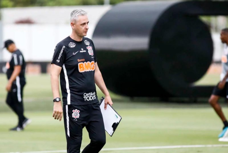 Corinthians se reapresenta após derrota para o Guaraní