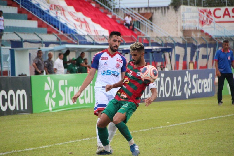 Penapolense perde para a Portuguesa no Tenentão