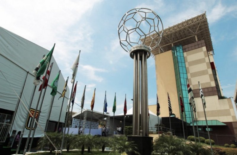 FPF convoca nova reunião e programa retomada do futebol 