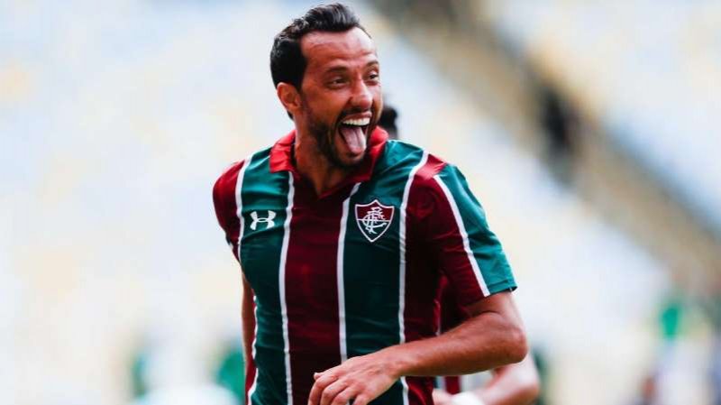 Nenê vê como 