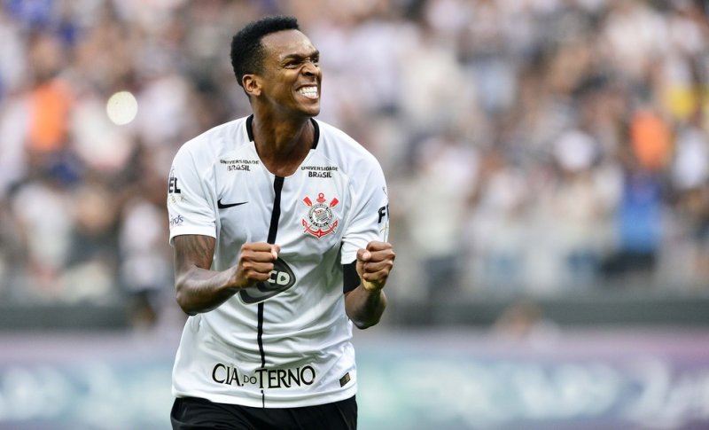 Corinthians anuncia retorno de Jô