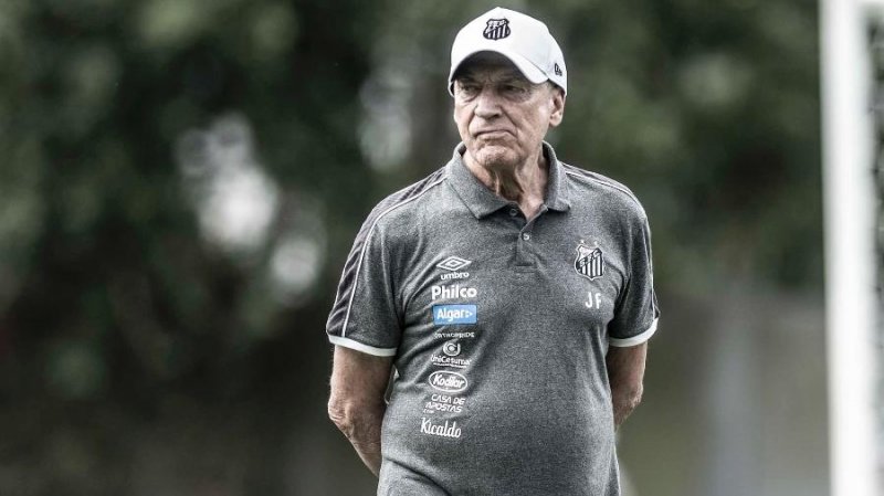 Santos demite Jesualdo do comando técnico do clube