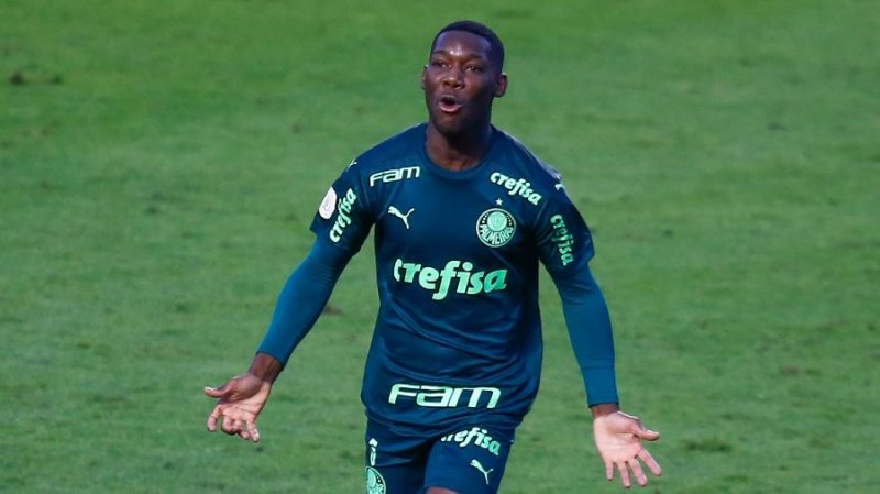 Palmeiras faz 2 a 1 no Santos e vence primeiro clássico em 2020