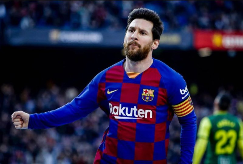 PSG entra na disputa para tirar Messi do Barcelona