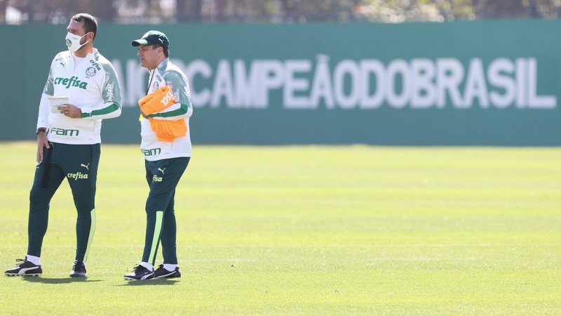 Palmeiras enfrenta o Bahia em Salvador
