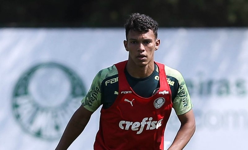 Gabriel Veron pode ser novidade no Palmeiras