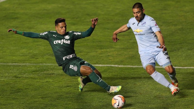 Menino tem golaço na Libertadores destacado pela Fifa