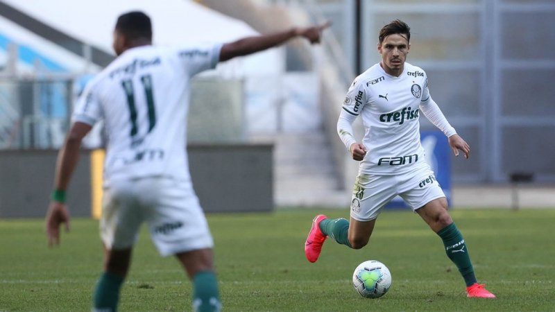 Palmeiras fica no empate com o Grêmio e perde chance de encostar na liderança
