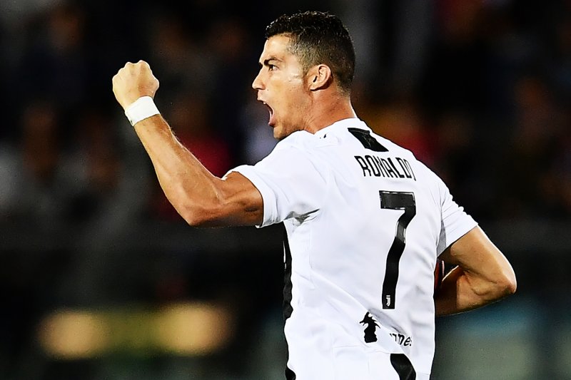 Cristiano Ronaldo e sul-americanos da Juventus são acusados de romper isolamento