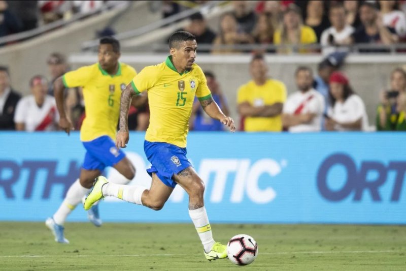 Fabinho é cortado da Seleção Brasileira e dá lugar a Allan