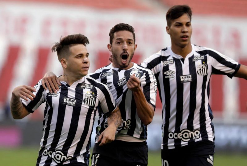 Santos deve ter a volta de pelo menos seis jogadores para enfrentar o Sport