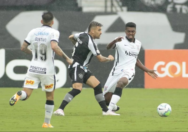 Mancini explica ausência de Davó e revela reuniões agendadas com nova diretoria