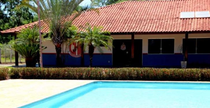 Penapolense restringe presença de torcedores no CT