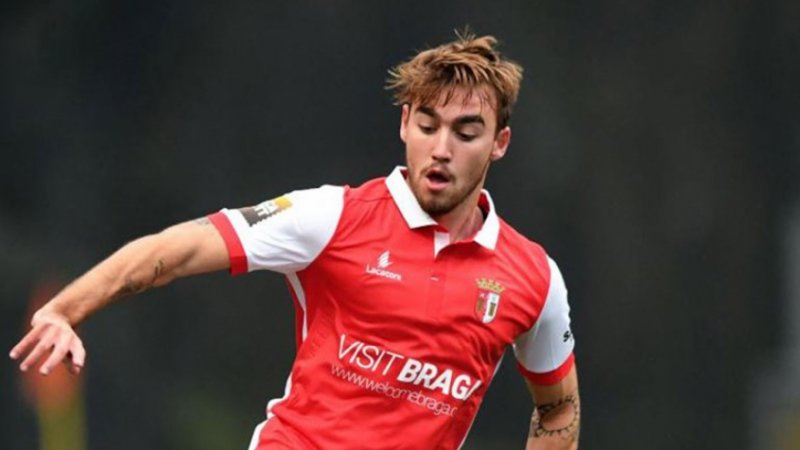 Palmeiras se aproxima de empréstimo de André Horta