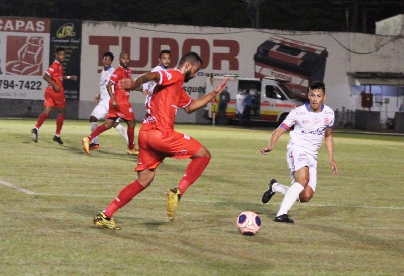 Penapolense é derrotado em Bauru