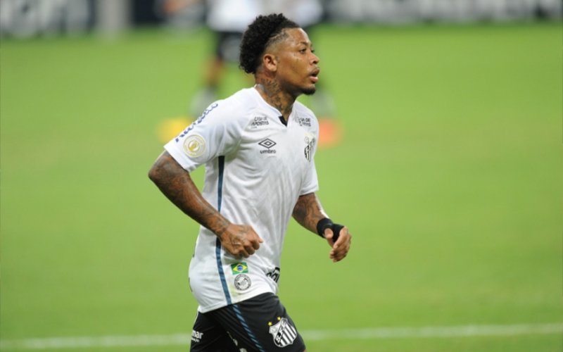 Santos joga contra o Barcelona em Guayaquil