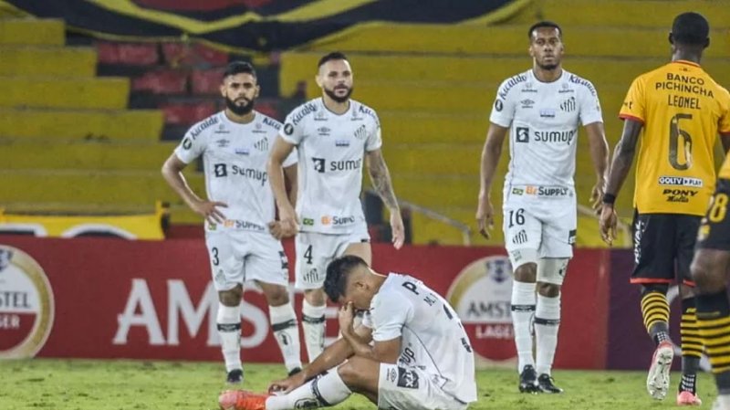 Libertadores tem quatro campeões eliminados já na fase de grupos
