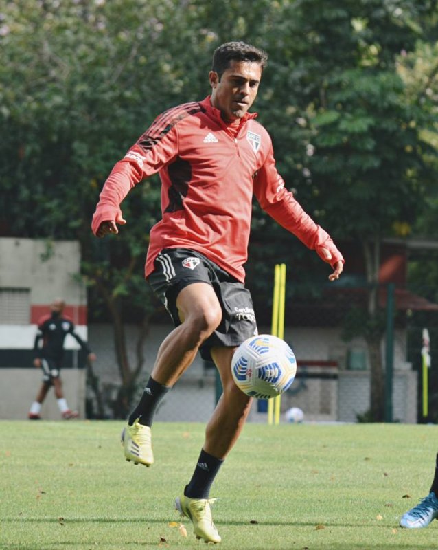 São Paulo enfrenta o 4 de Julho hoje