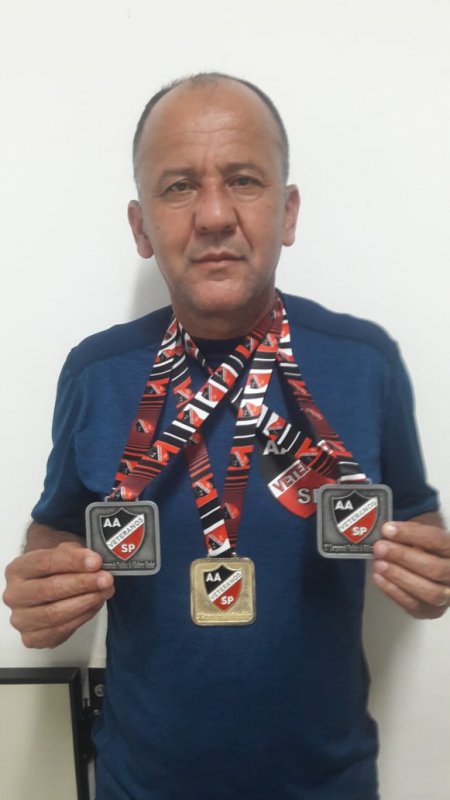 Penapolense conquista medalhas no Atletismo Master