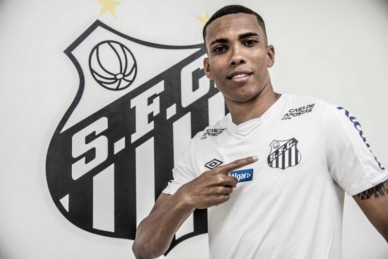 Santos encara o Cuiabá na Arena Pantanal