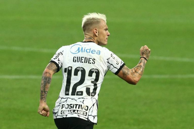 Corinthians empata com Juventude com golaço do estreante Róger Guedes