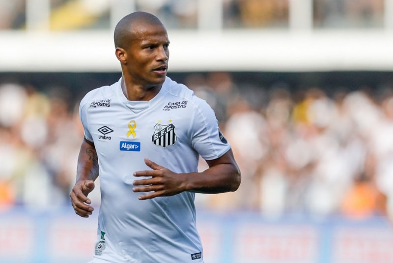 Carille deve repetir hoje esquema da rodada passada