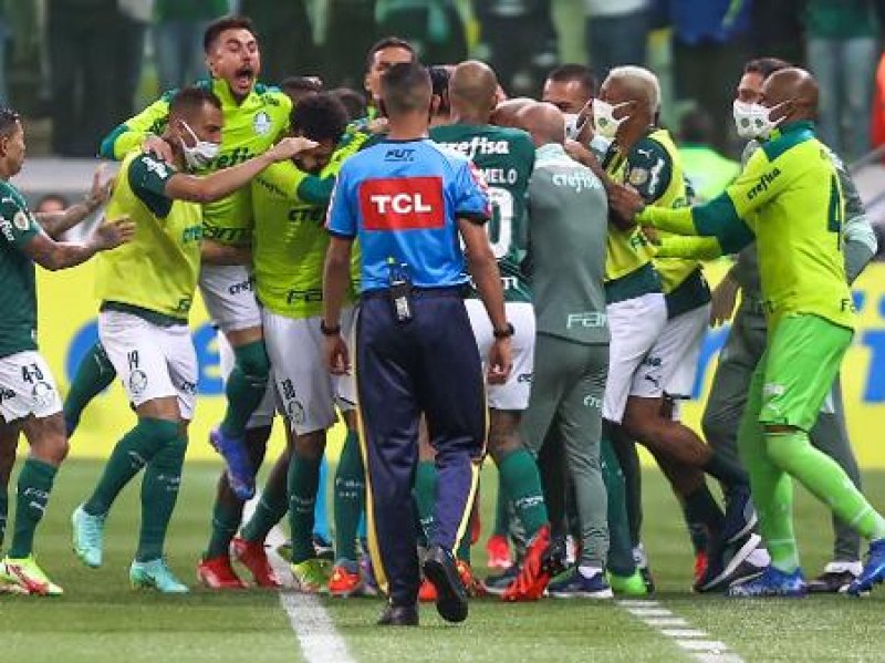 Brasileirão: Novo vice-líder, Santos na zona de rebaixamento e mais