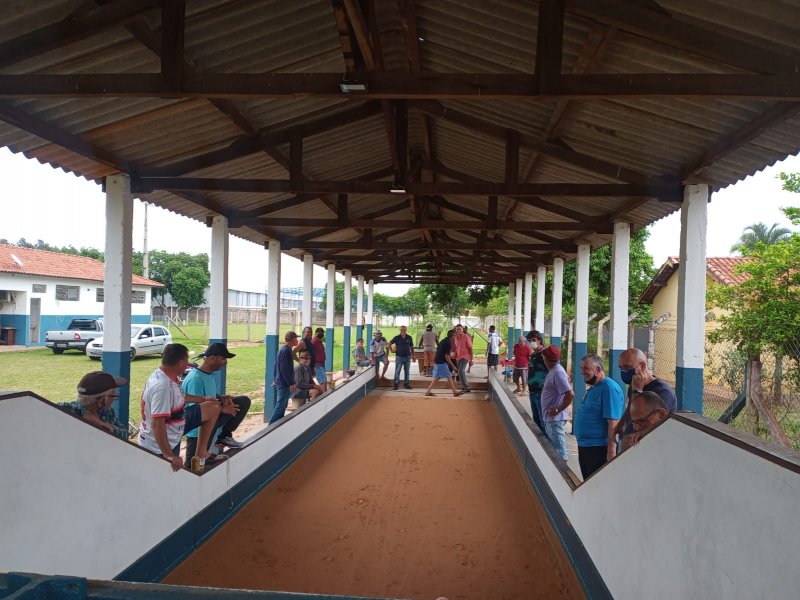 Cido e Alfinete vencem Torneio de Bocha