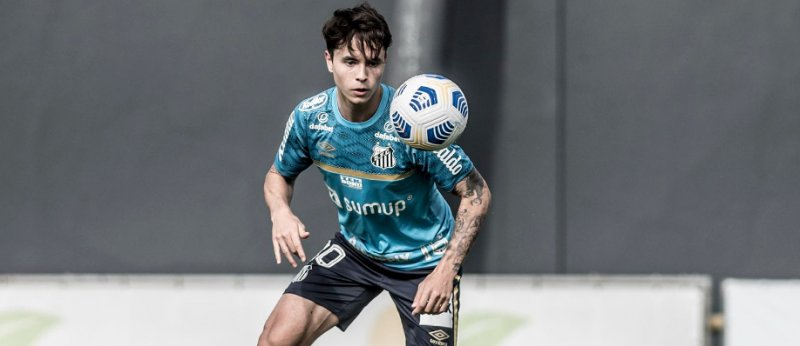 Santos enfrenta o Athlético em Curitiba