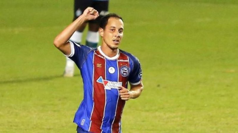 Santos tem concorrência de três times por Rodriguinho