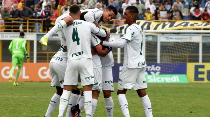Palmeiras goleia Mauá com facilidade e avança para terceira fase da Copinha