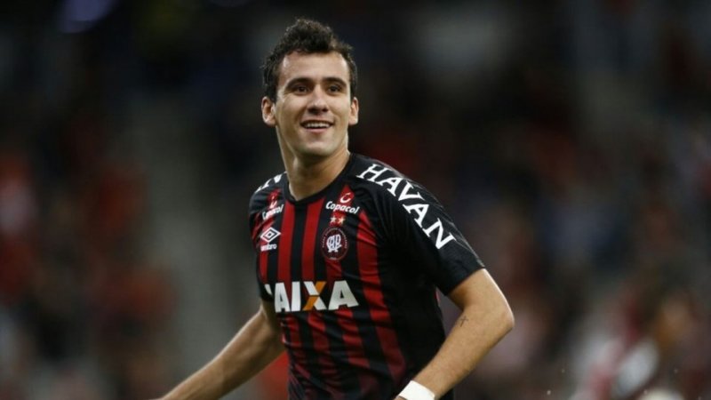 São Paulo acerta acordo de rescisão com Pablo