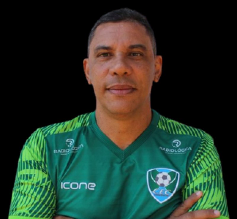 Oscar Souza é o novo técnico do Penapolense