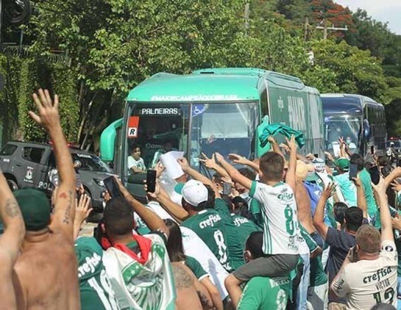 Palmeiras tem pouco tempo para 