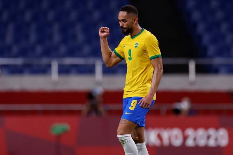 Matheus Cunha sofre lesão no joelho e deve desfalcar a Seleção Brasileira