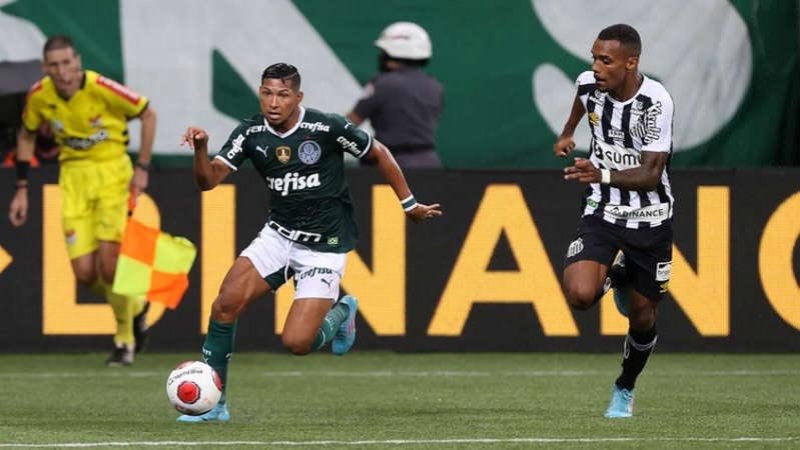 Mesmo com vitória sobre o Santos, Palmeiras escancara necessidade por um centroavante