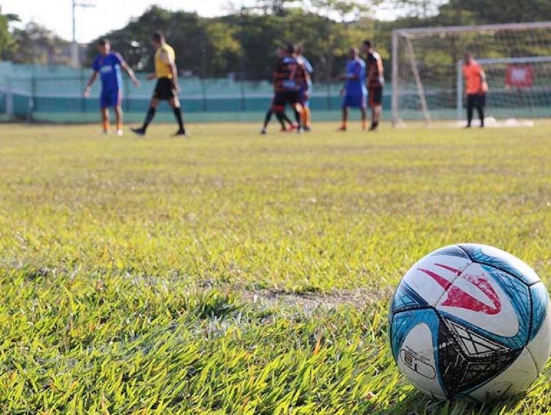 Mini-Campo Sub-11 e 13 termina neste sábado