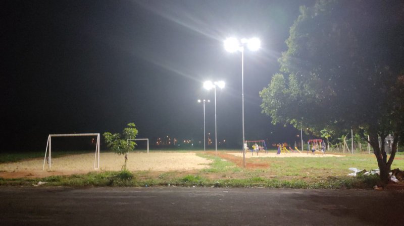 Área de Lazer recebe iluminação