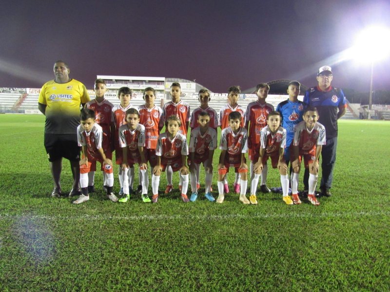 Futebol masculino se prepara para o Paulista contra Tanabi