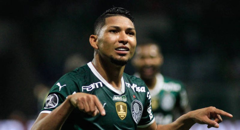 Rony pode desfalcar Palmeiras em jogo decisivo contra o São Paulo na Copa do Brasil