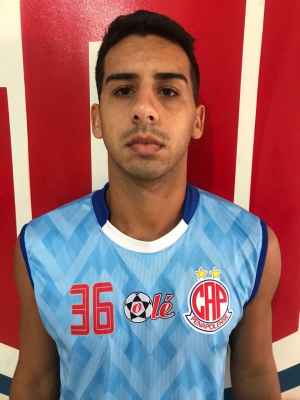 Penapolense anuncia contratação do meia Linnick