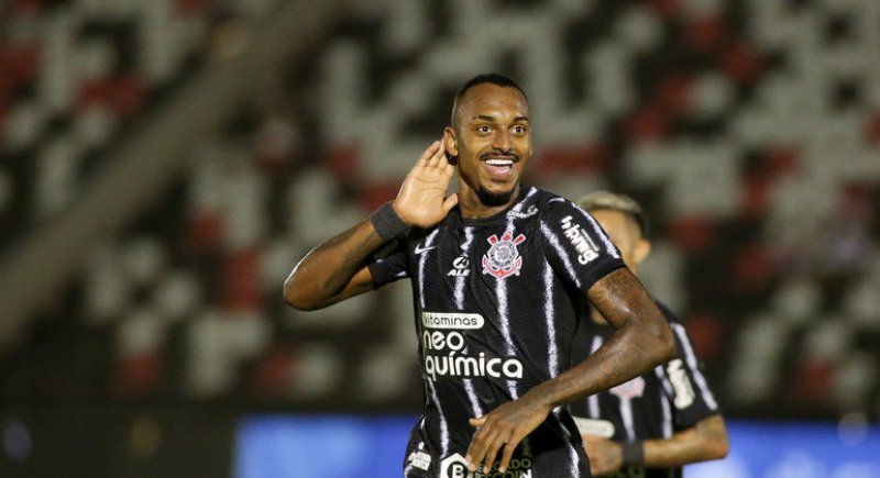 Corinthians recebe Botafogo pelo Brasileirão