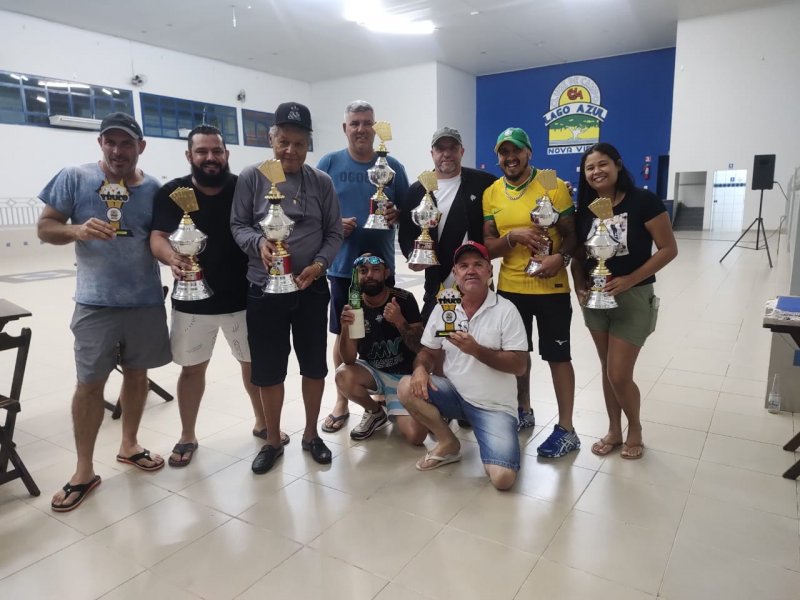 Fábio e Binga vencem torneio de truco 