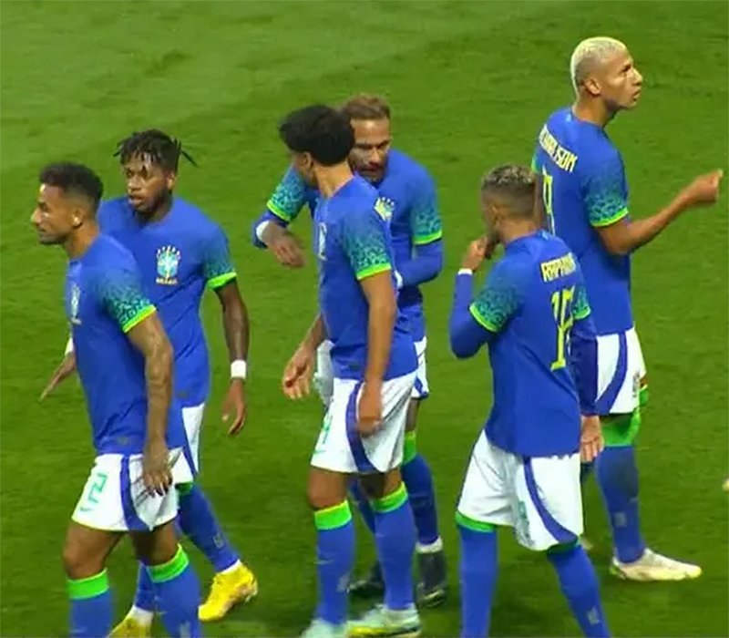 Brasil goleia a Tunísia em último amistoso antes da Copa do Mundo
