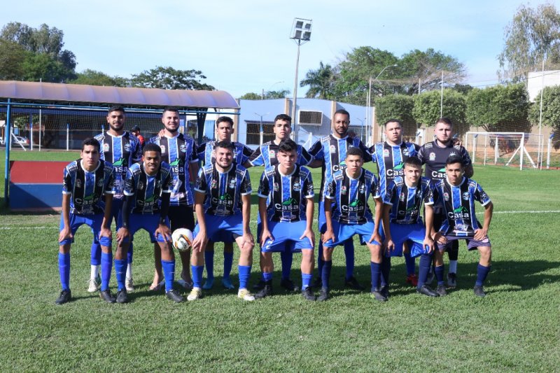 Grêmio é campeão do minicampo Sub-28 no clube Lago Azul